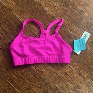 NWT- Body Wrappers V Back Sports Bra #BWP262
